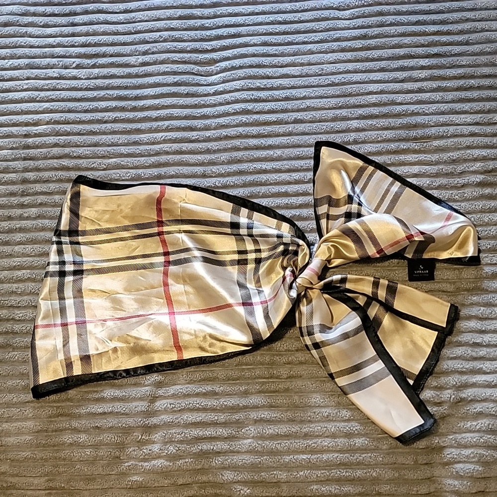 V.Fraas scarf